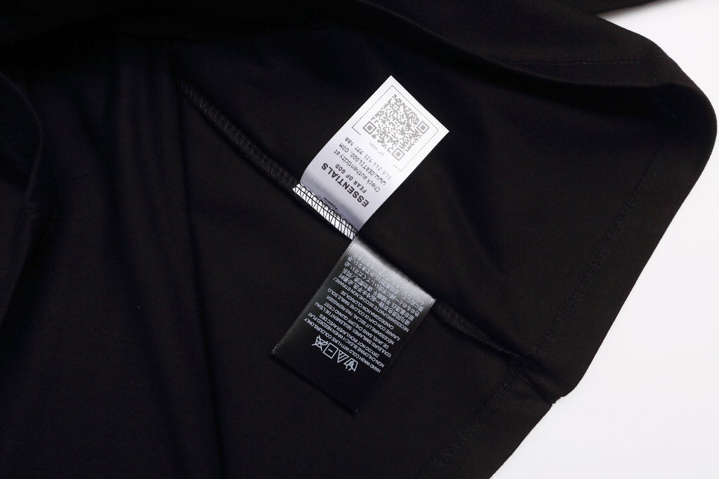 ESSENTIALS Fear of God Chest Graphic T-Shirt