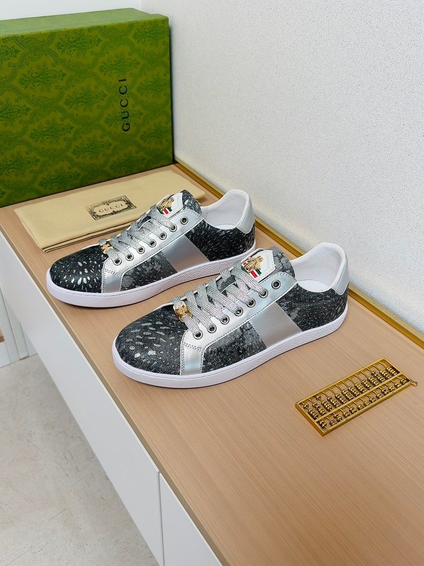 Gucci Men's Patterned Low-Top Sneakers