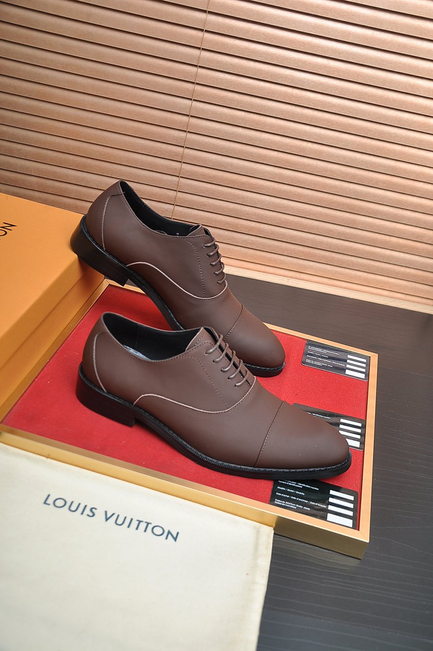 Louis Vuitton Cap-Toe Lace-Up Dress Shoes